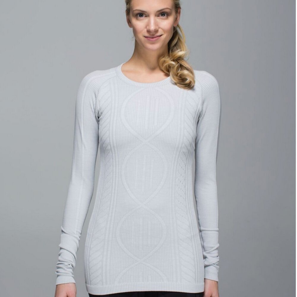 Lululemon Rest Less Pullover  Heathered Silver Spoon‎ - Picture 6 of 11